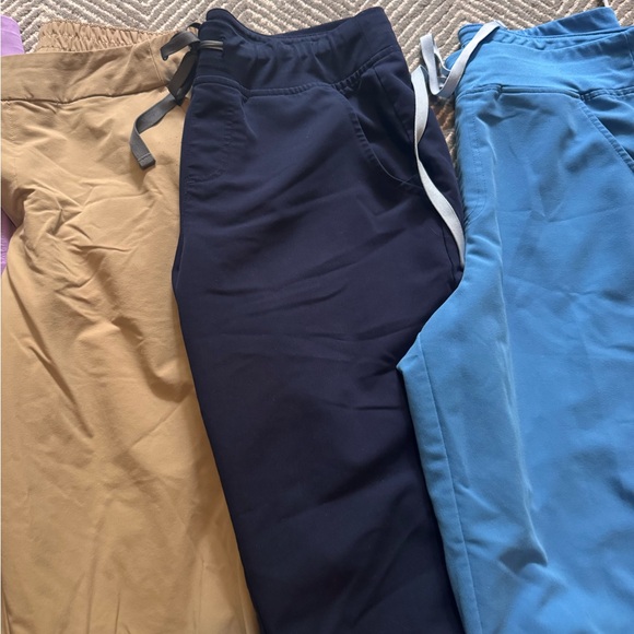 Figs scrub pants lot, size M - Picture 3 of 5